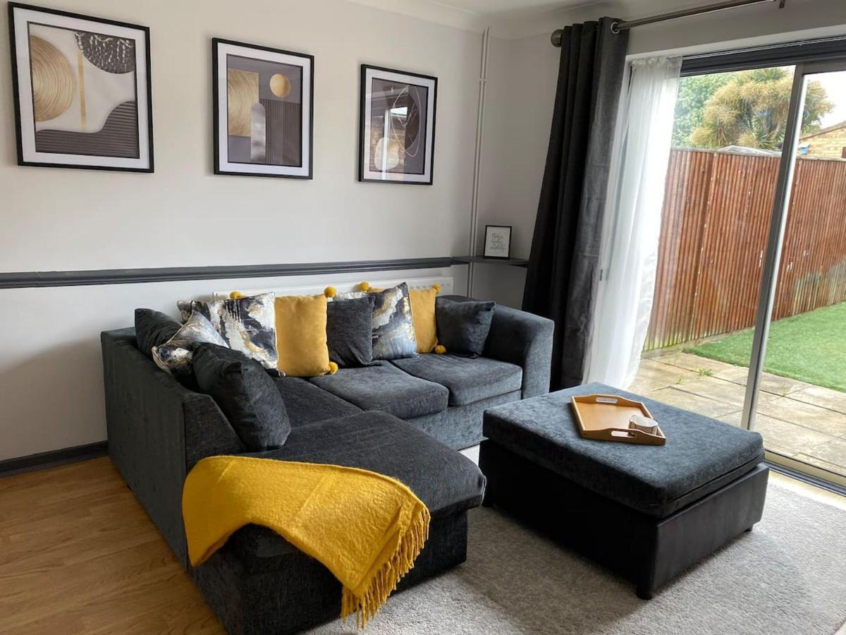 Suburban 2-Bed, Entire Home, Free Parking, Maidstone, Kent Uk Boxley Exterior photo