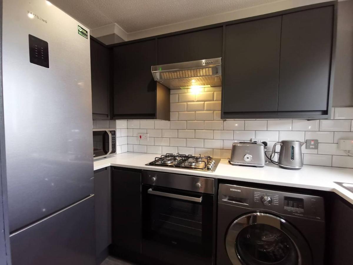 Suburban 2-Bed, Entire Home, Free Parking, Maidstone, Kent Uk Boxley Exterior photo