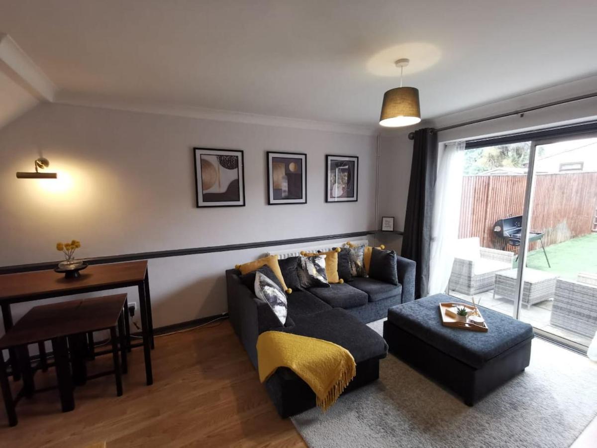 Suburban 2-Bed, Entire Home, Free Parking, Maidstone, Kent Uk Boxley Exterior photo